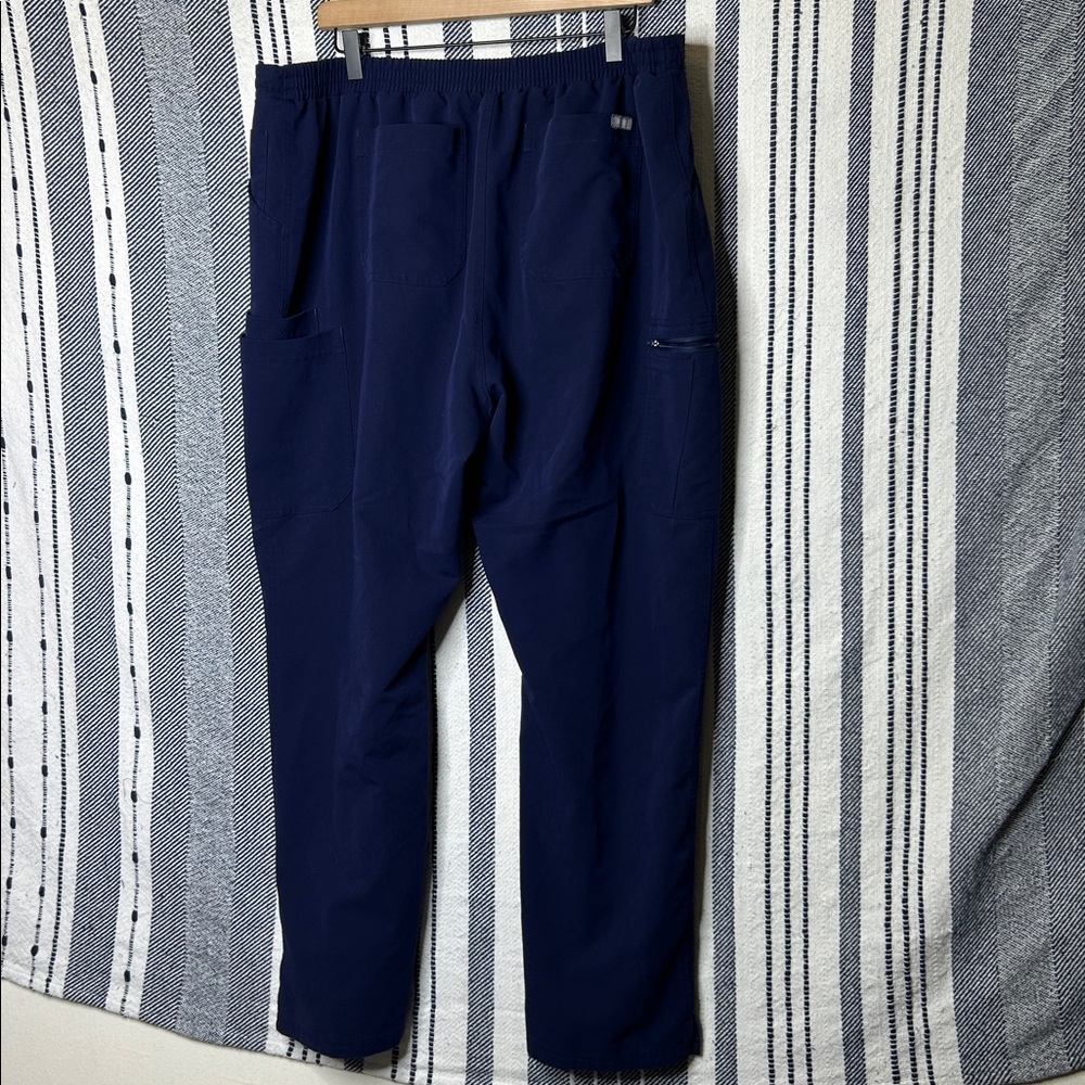 Figs Technical Collection Scrub Pants - Picture 3 of 3
